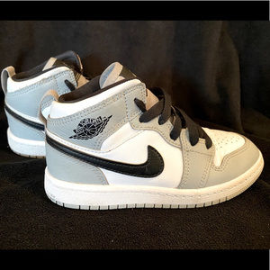 Air Jordan 1 Mid PS 'Light Smoke Grey” Size 12C